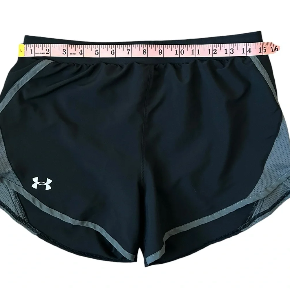Under Armour Fly By 2.0 Heat Gear Black & Gray Lined Running Shorts S/M
